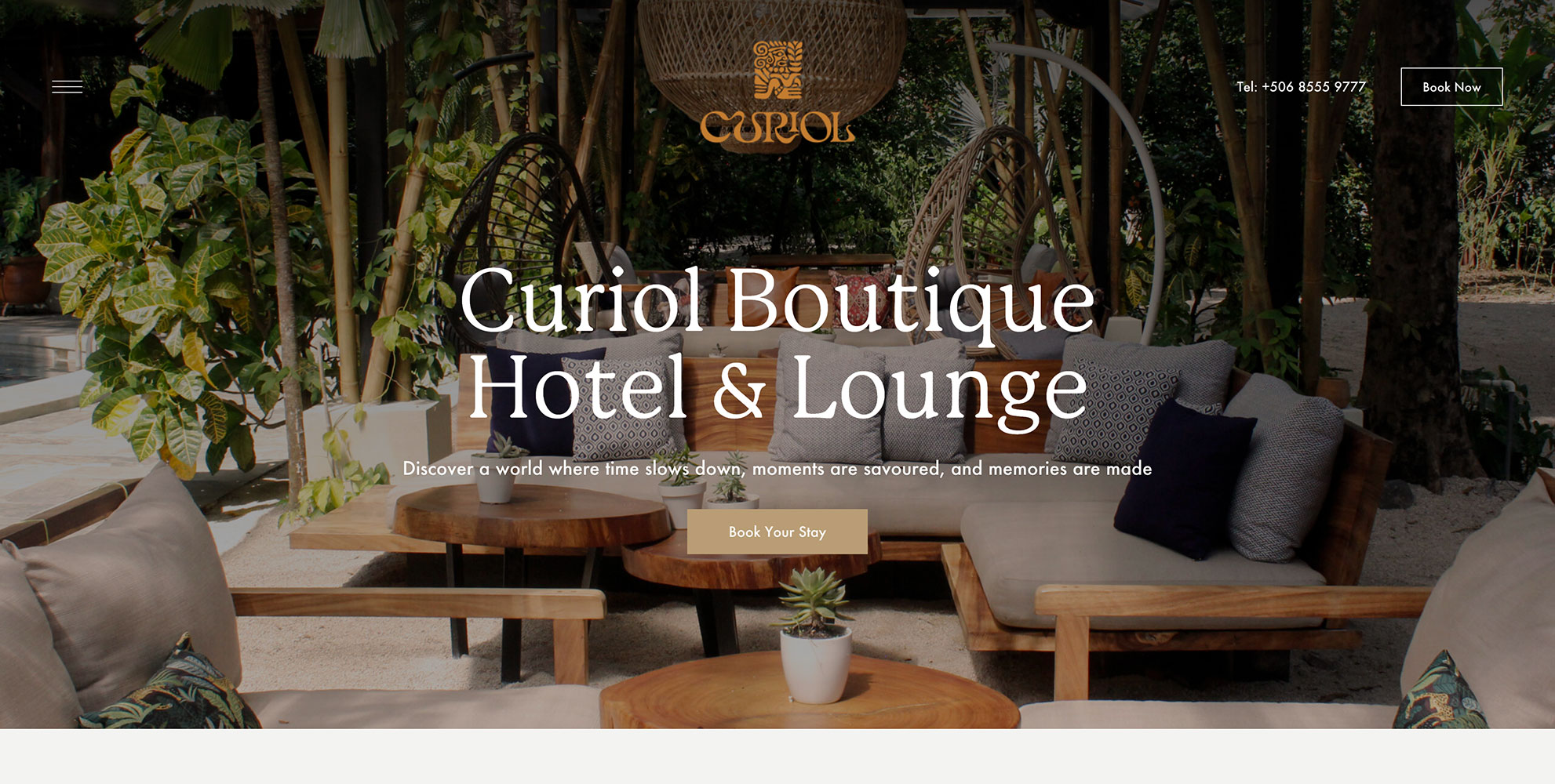Curiol Lounge & Hotel
